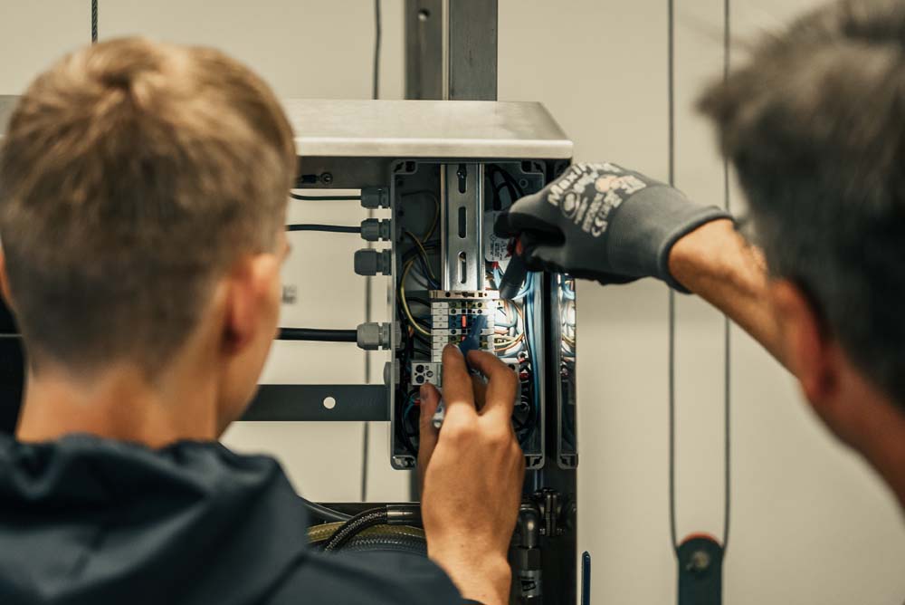 maskin-service-installation-2 Service av Lagafors produkter