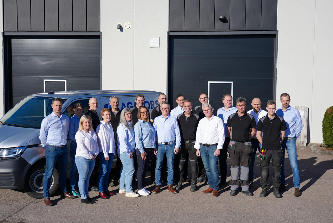 lagafors-team-1100px Lagafors team utanför deras lokaler